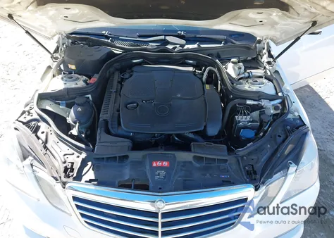 2013 Mercedes-Benz E 350 из США, поврежденный, VIN WDDHF5KB9DA696828
